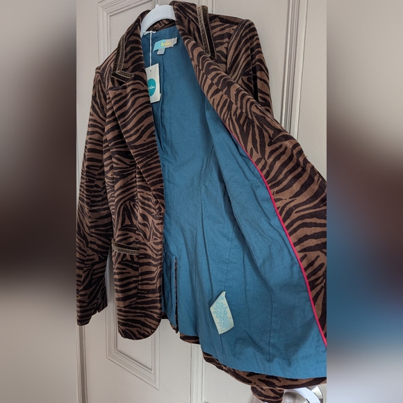 Brown Zebra Print Women's Jacket - Picture 2 of 8